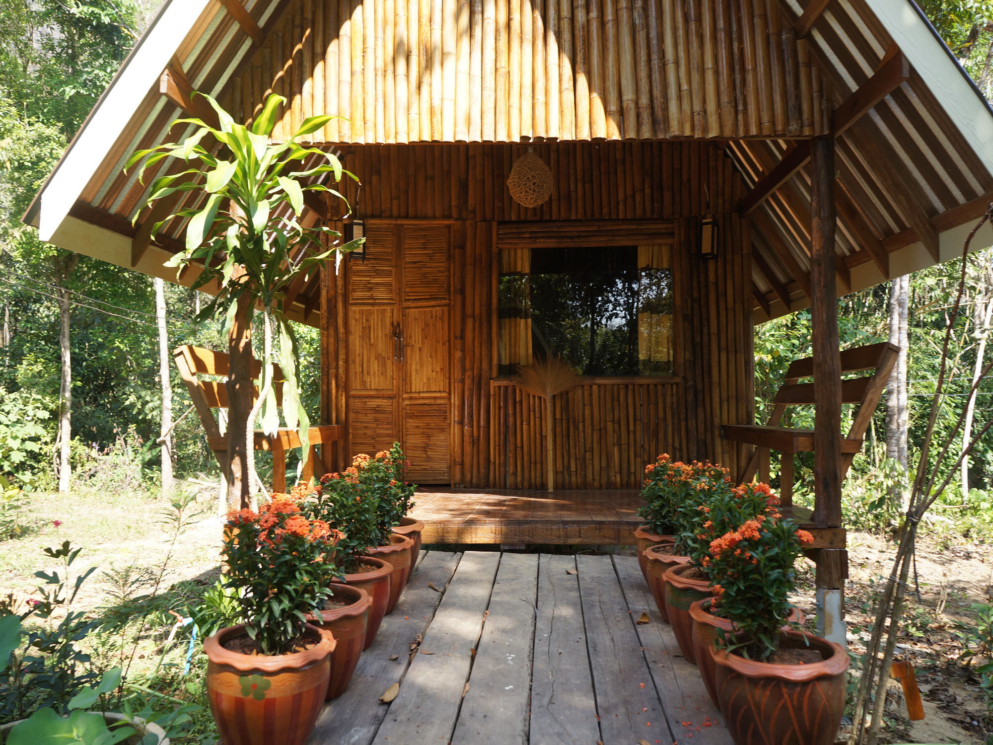 Khao Sok Jungle Resort Khao Sok National Park Bagian luar foto